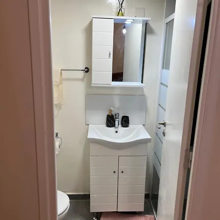 Xanthis Centre Hostel *