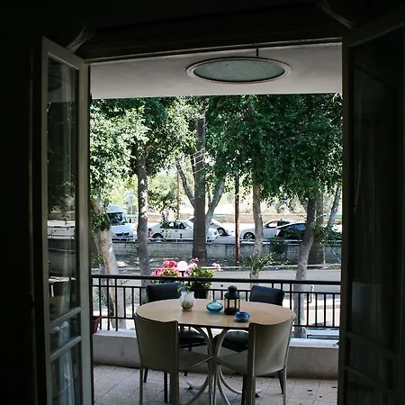 Xanthis Centre Хостел