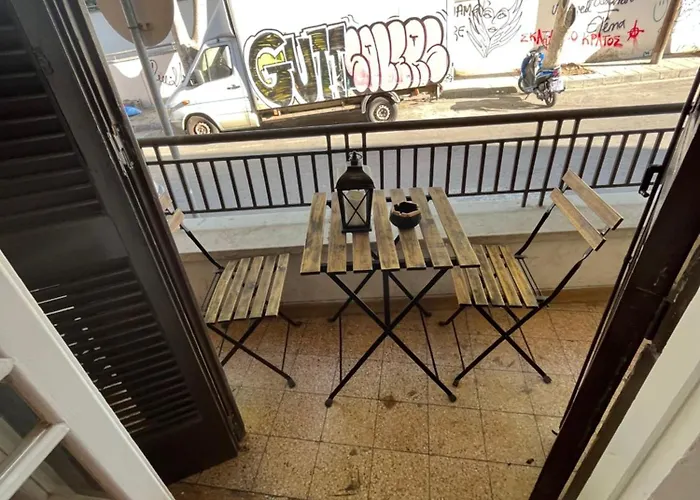 Xanthis Centre Хостел *