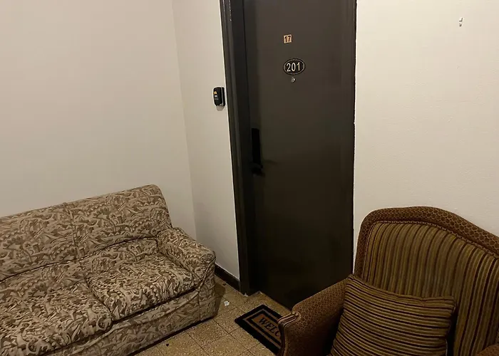 Xanthis Centre Хостел