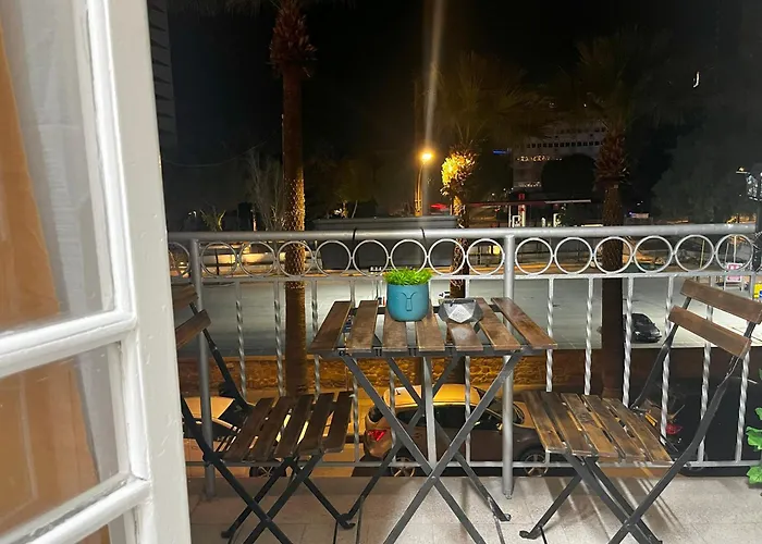 Хостел Xanthis Centre *