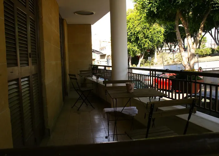 Xanthis Centre Хостел *